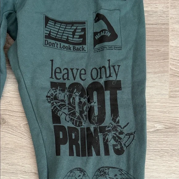 Nike Open Air Performance Men's Club Fleece Cuff Pants - Green - Picture 5 of 12